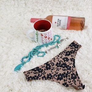 VS Brown Black NO SHOW Cute THONG Small